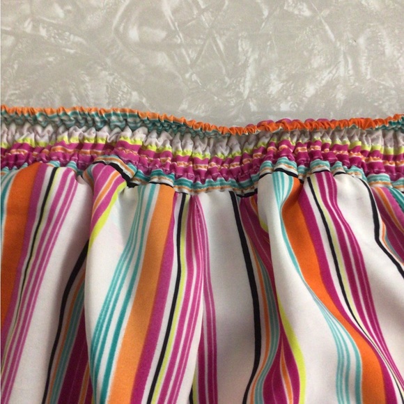 Hot swag women’s multi color elastic back pleated wide leg striped pants size 1X - Picture 4 of 11